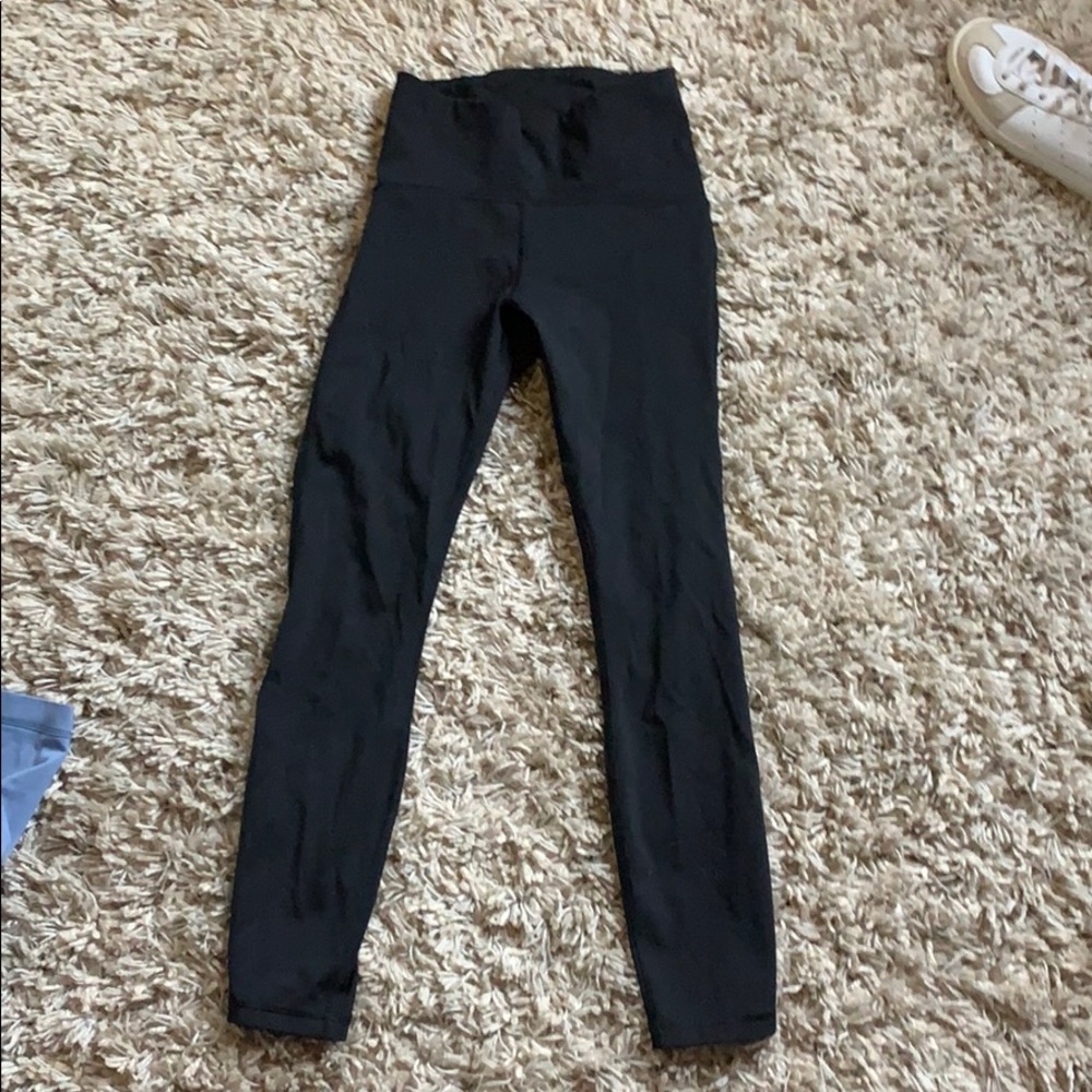 Black lululemon 7/8 leggings